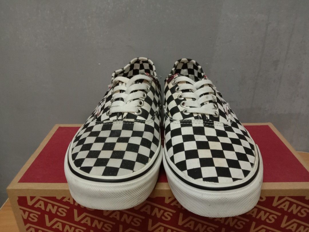 New era best sale checkered vans