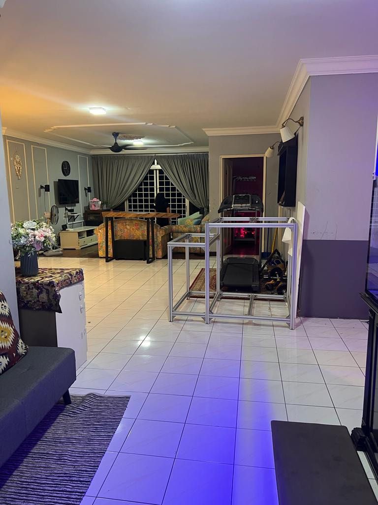 Venice hill condominium, Property, For Sale on Carousell
