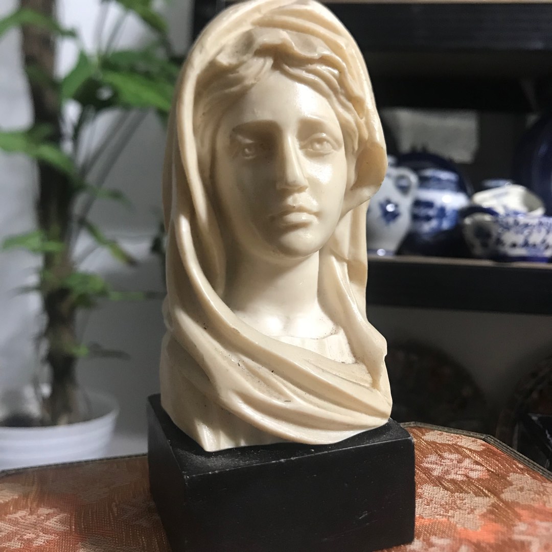 Vintage Alabaster Bust of Our lady of Sorrow, Hobbies & Toys