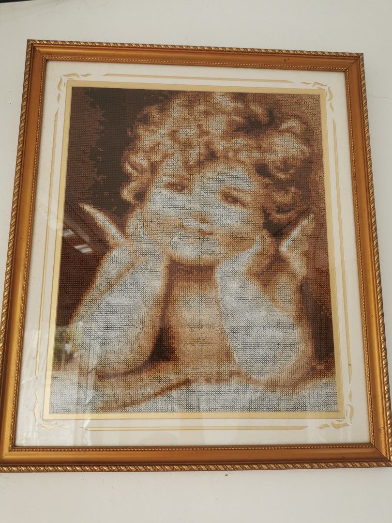 Vintage Angel Cross stich (Category: Wall Decor) located in Muntinlupa City. Submitted by blessed_ming.ph (Listing ID 1256130499, Image 2). Description: With frame Vintage angel Well taken caren 18.5 inches x 22inches Pick up Citihomes Molino 4 Bacoor 6k Collectors.