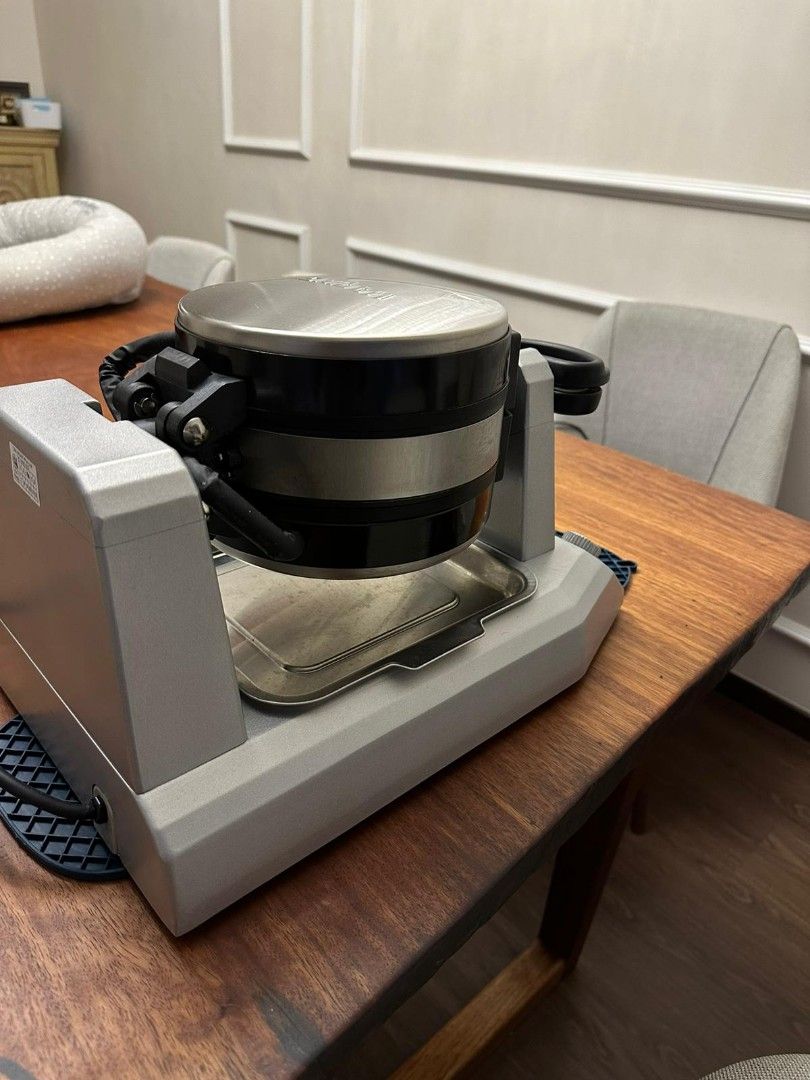 WARING COMMERCIAL WW200K Double Belgian Waffle Maker, TV & Home