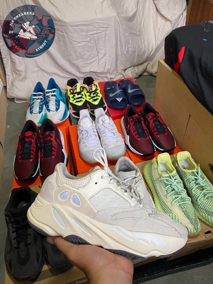 Analog sneakers discount
