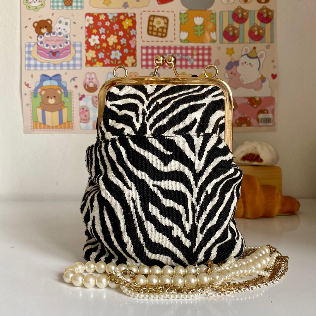 Zebra Design Purse Sling bags Women s Fashion Bags Wallets