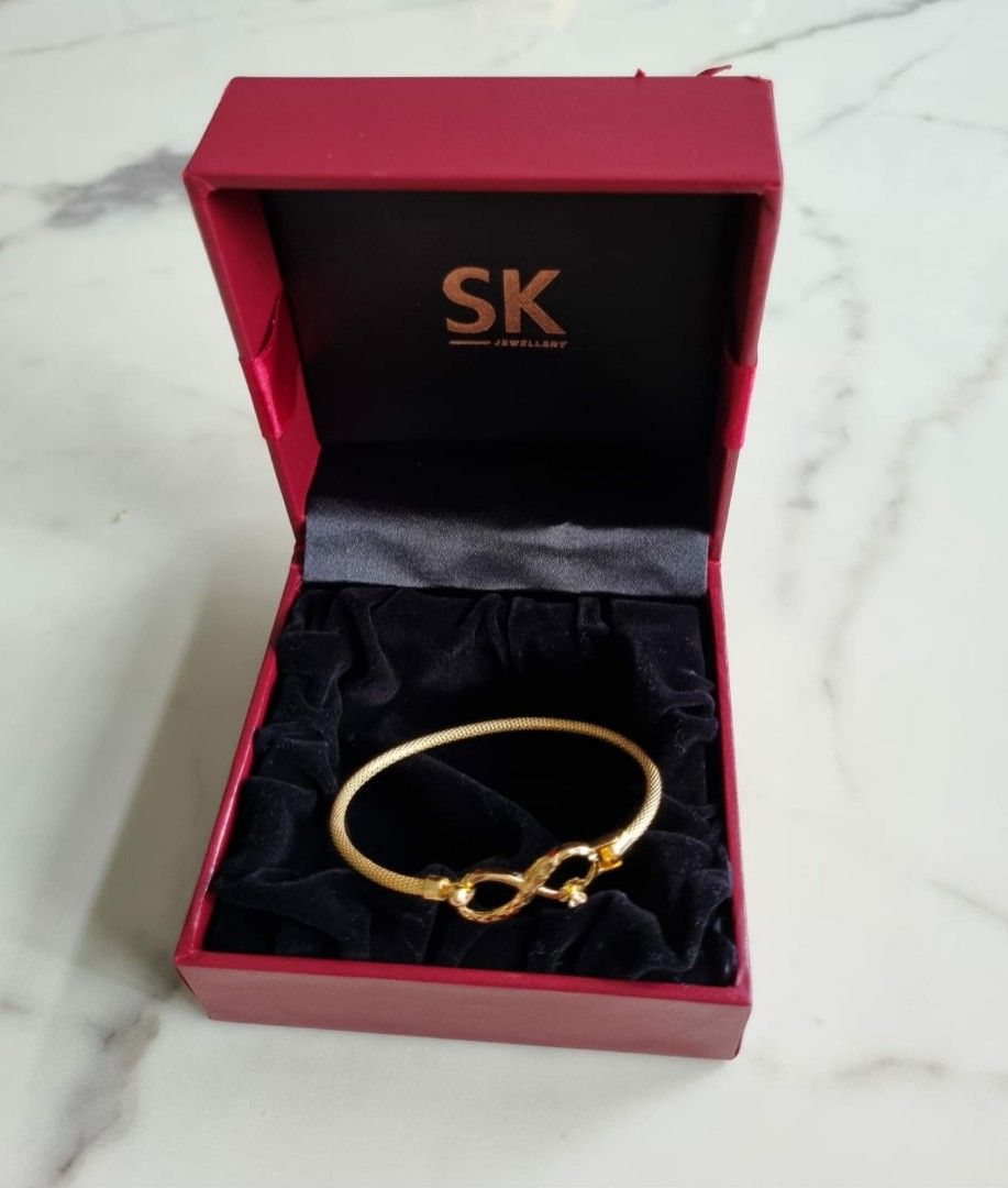 916 Sk Infinity Bangle, Women's Fashion, Jewelry Organisers
