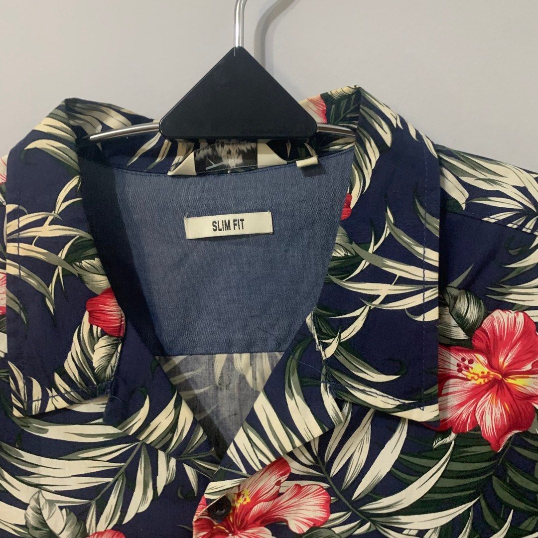 Two Palms 夏威夷襯衫（全新）, 他的時尚, 上身及套裝, T恤和Polo衫在旋轉拍賣