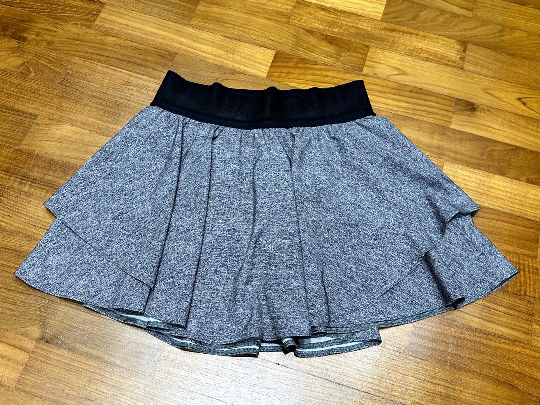 Lululemon skirt size sales 2