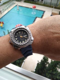 A 1000m Diver Watch