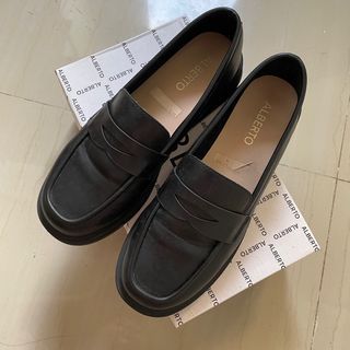 Alberto Black Shoes