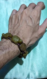 Jade bracelet - Authentic and Antique