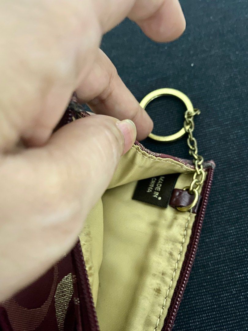 Authentic COACH Coin purse and card holder (Category: Purses & Pouches) located in Taytay. Submitted by neldon_hub (Listing ID 1256290685, Image 3). Description: Guaranteed authentic .