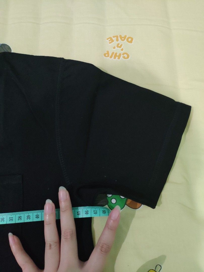 Baju hitam polos