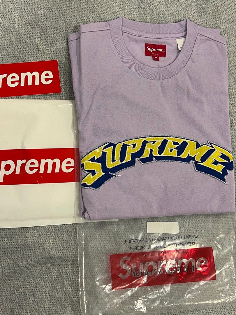 Brand new Authentic Supreme t shirt Medium