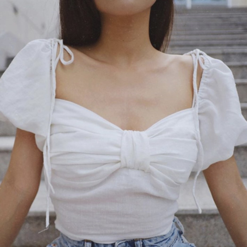 Brand new white bow top, Women's Fashion, Tops, Other Tops on Carousell