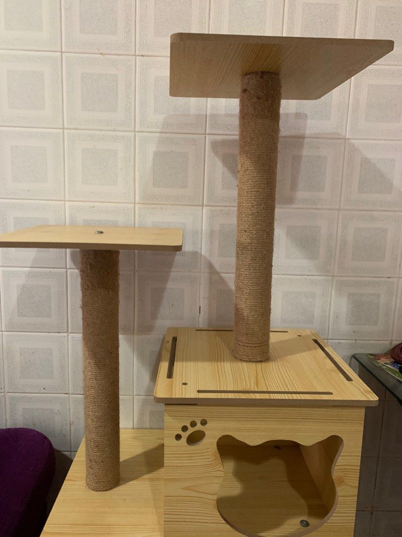 Cat tree 2025 second hand