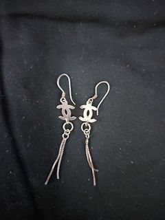 Chanel design dangling earrings