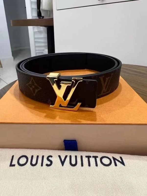 Ceinture femme Louis Vuitton, Men's Fashion, Watches & Accessories, Belts  on Carousell