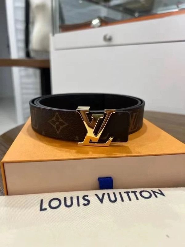 Ceinture femme Louis Vuitton, Men's Fashion, Watches & Accessories