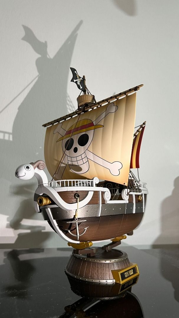 GOING MERRY (ONE PIECE) CONSOLE CONTROLLER STAND