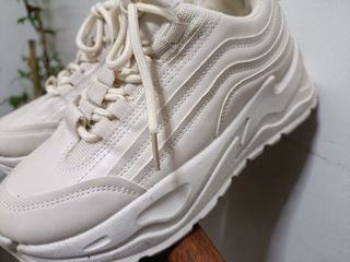 Chunky off white shoes