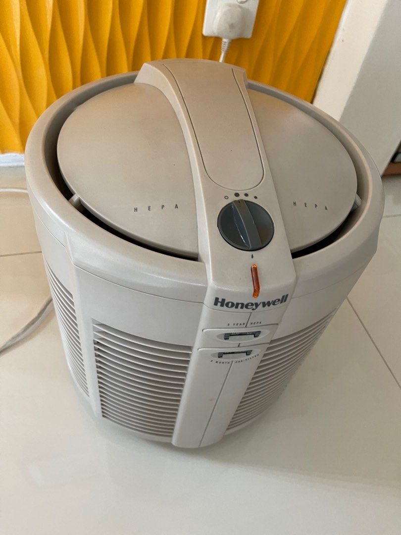 clearance HONEYWELL Hepa Filter Air Cleaner DA 5018E