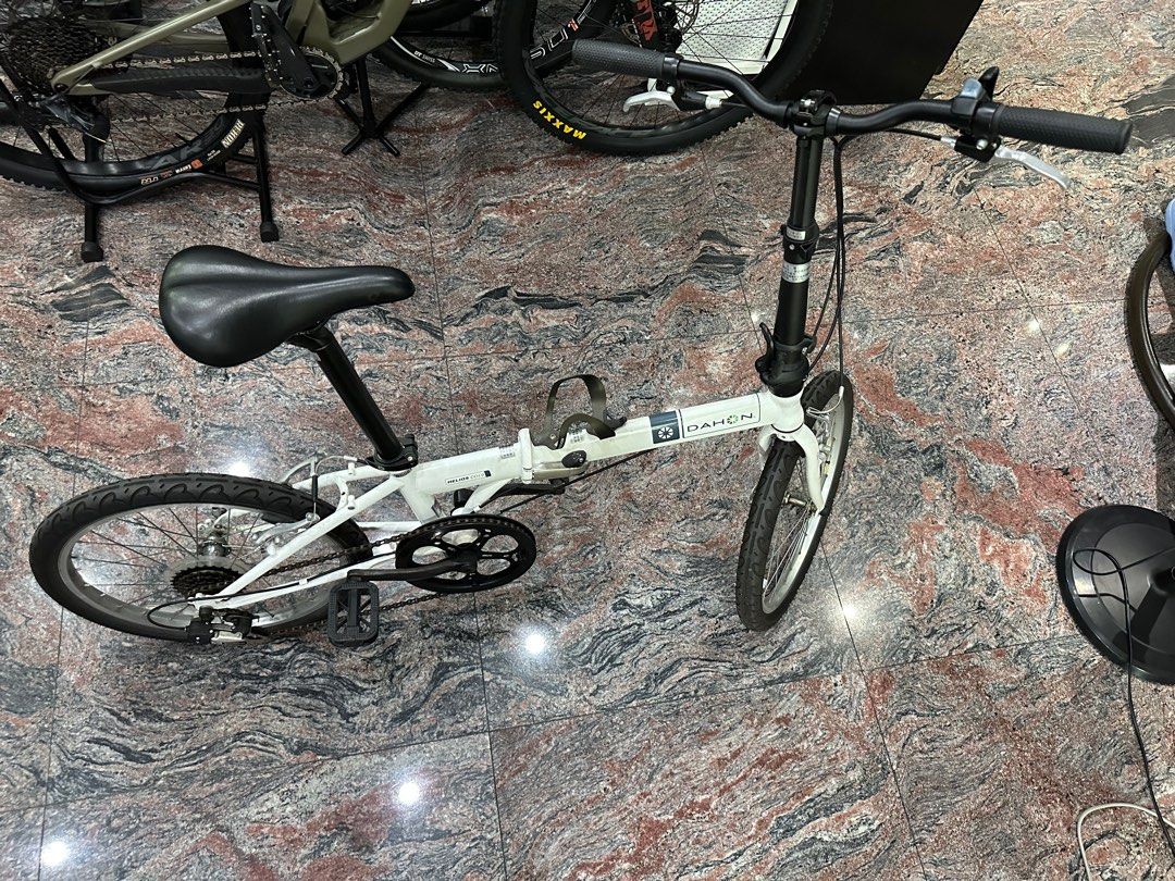 Dahon D6 Helios 1.0