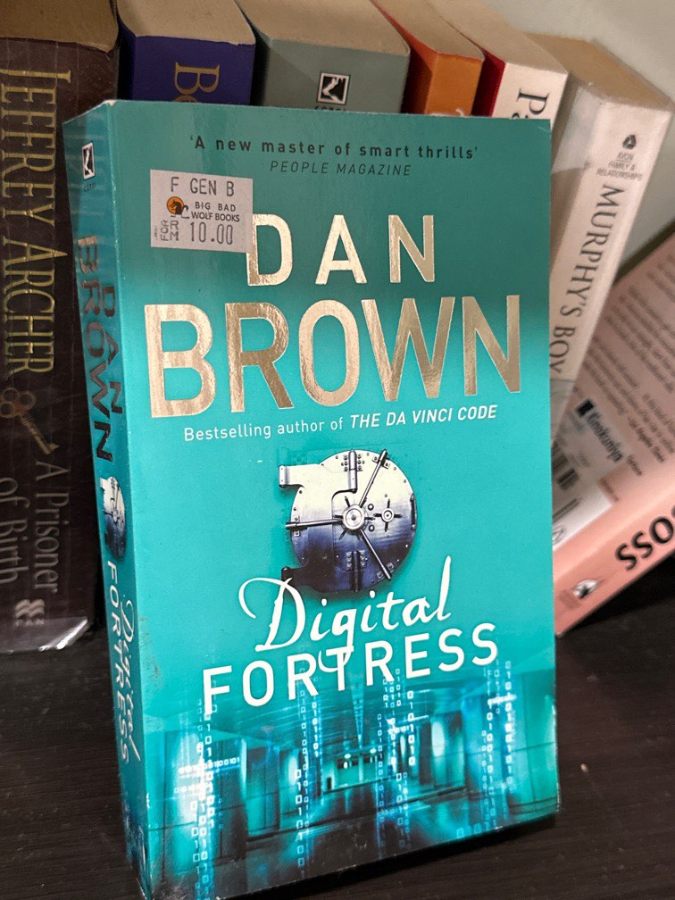 DIGITAL FORTRESS by DAN BROWN, Hobbies & Toys, Books & Magazines