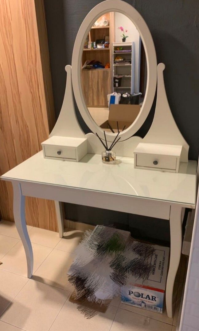 Dressing table hot sale and stool ikea