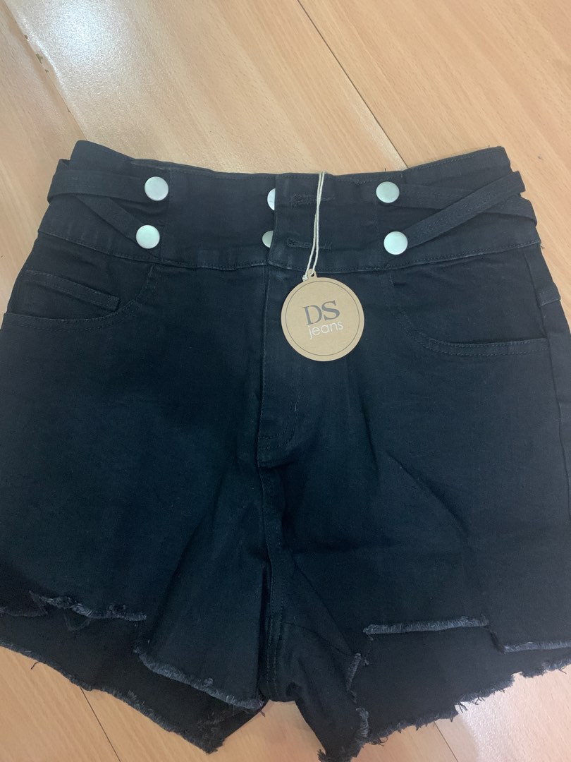 DS jeans shorts, Women's Fashion, Bottoms, Shorts on Carousell