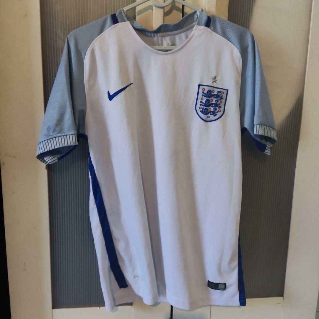 England Jersey Men s Fashion Activewear on Carousell
