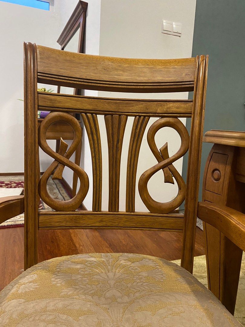 Fella Design Solid Wood Dining Table 6Seater, Furniture & Home Living