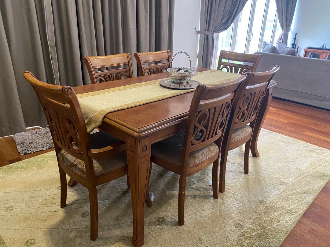 Fella Design Solid Wood Dining Table 6Seater, Furniture & Home Living