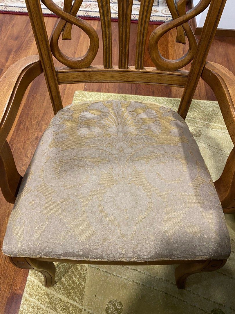 Fella Design Solid Wood Dining Table 6Seater, Furniture & Home Living