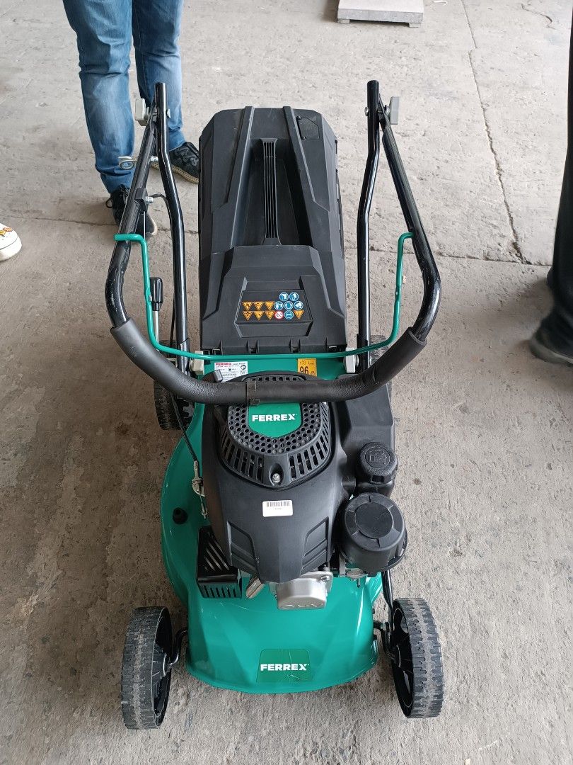 Ferrex petrol top lawn mower