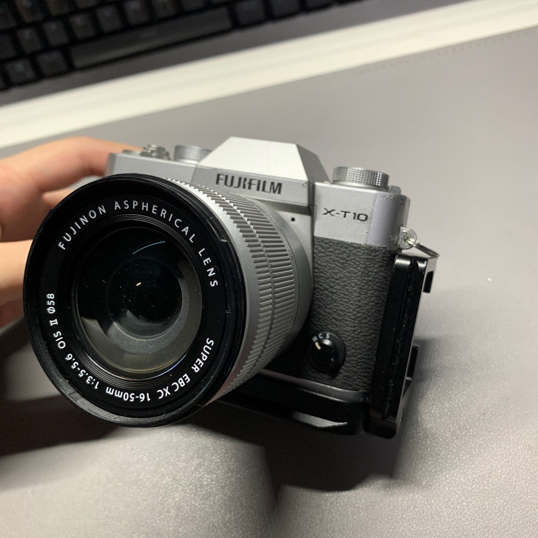 Fujifilm XT10 with Kit Lens, Photography, Cameras on Carousell