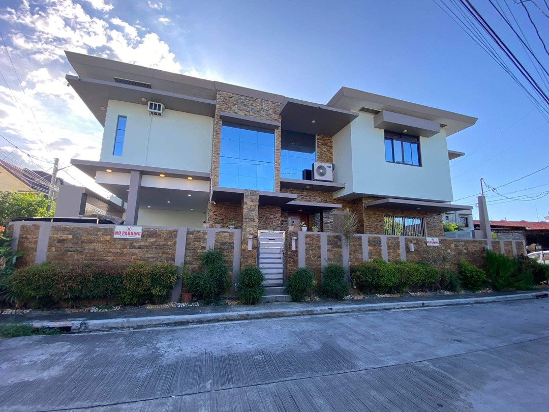 Garden Villas sta. Rosa laguna house and lot, Property, For Sale, House