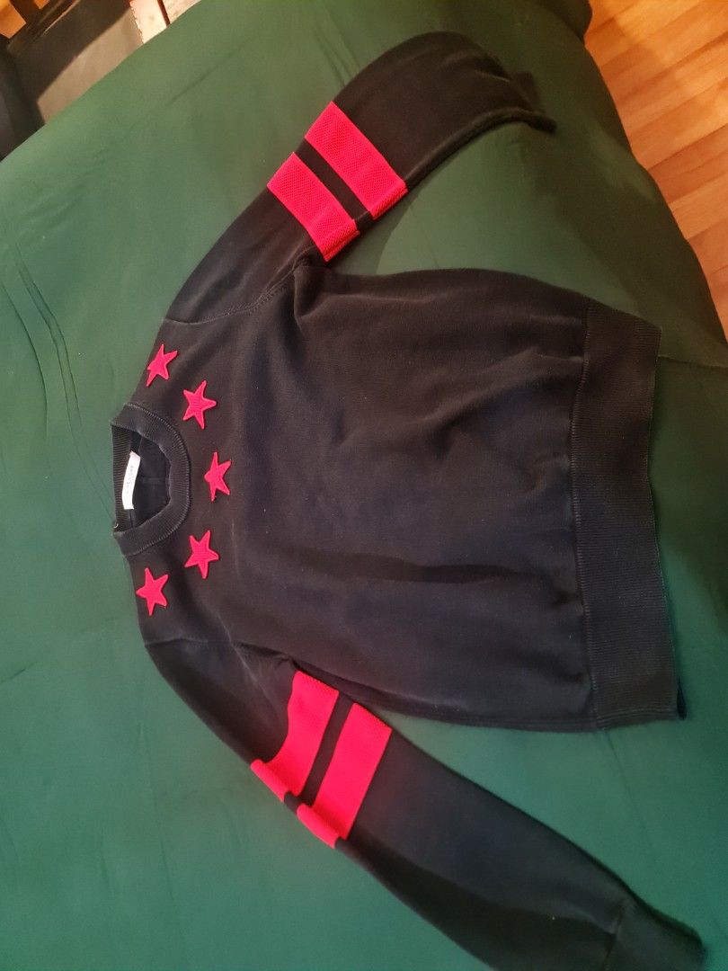 Givenchy hotsell sweater red