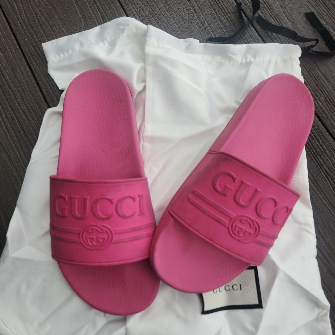 Fuchsia store gucci slides