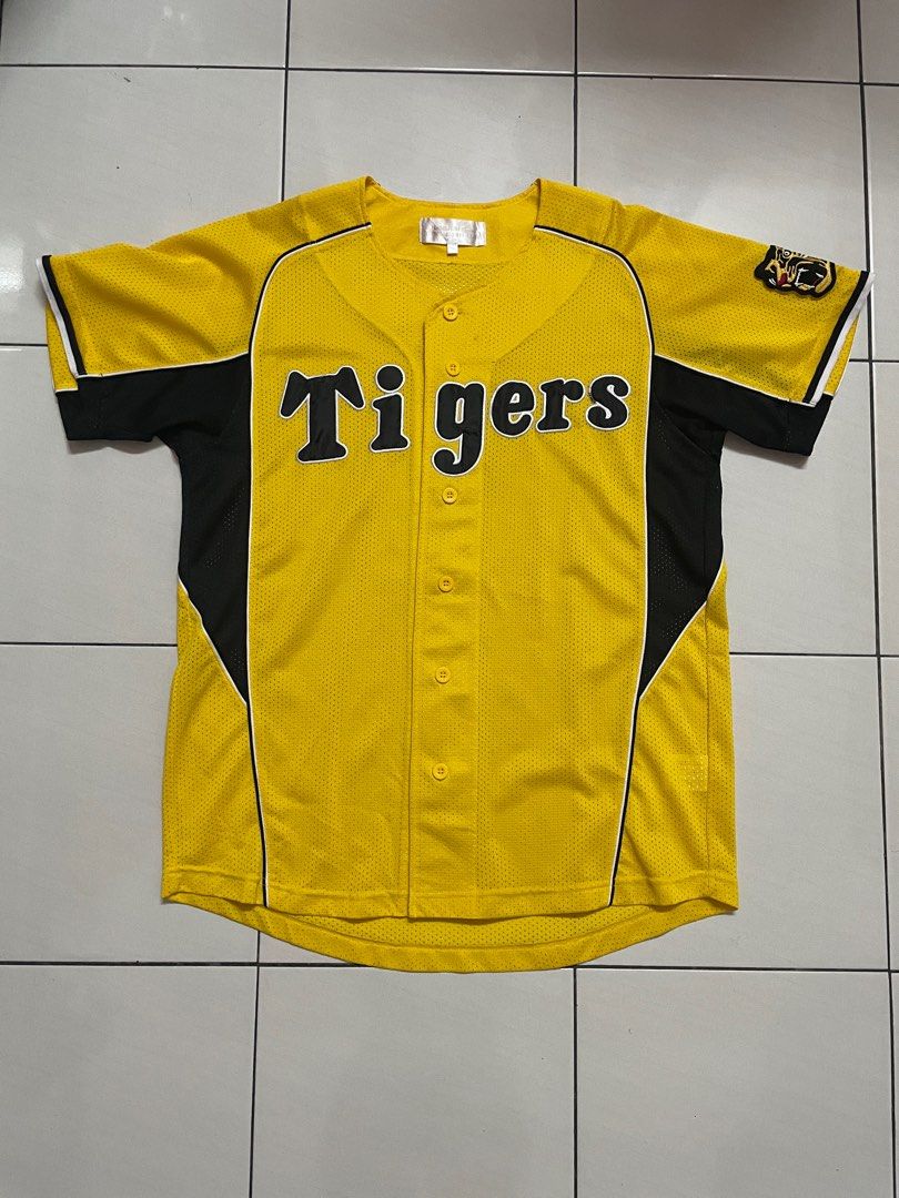 Hanshin Tigers Baseball Shirt, Men's Fashion, Tops & Sets, Tshirts