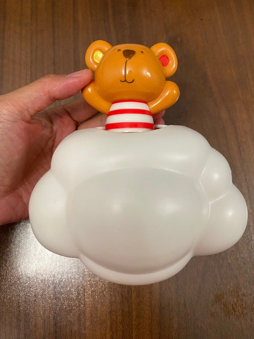 Hape pop up teddy shower hot sale buddy