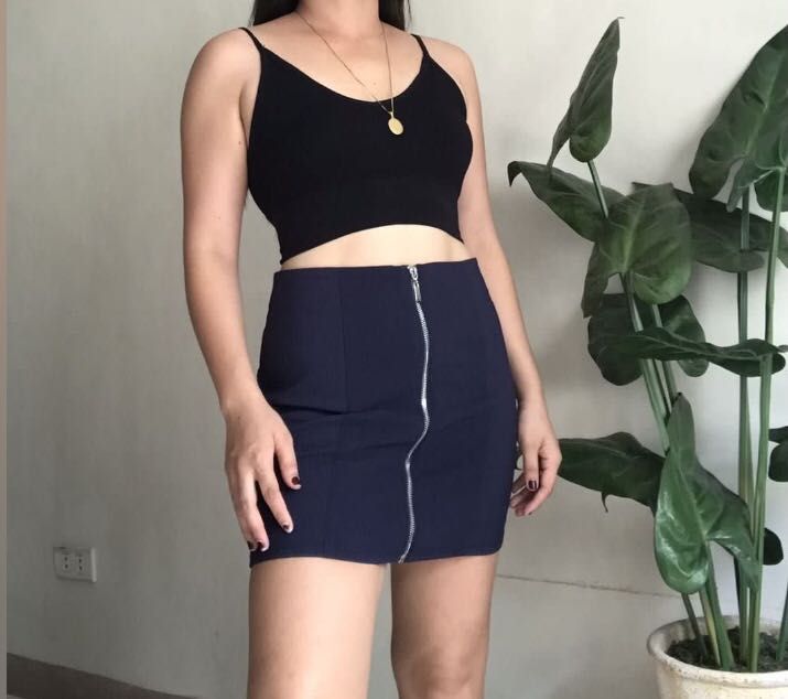 H M plain navy blue skirt s to m Women s Fashion Bottoms Skirts