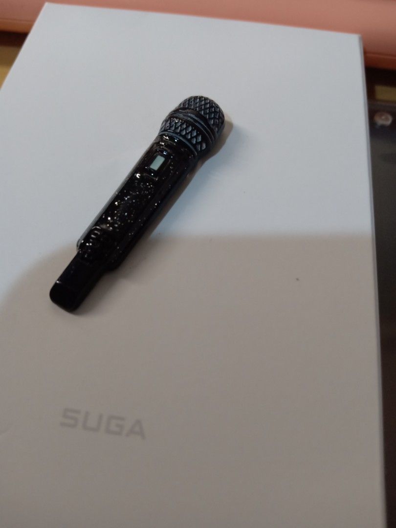 HYBE INSIGHT BTS MIC BADGE SUGA, Hobbies & Toys, Memorabilia & Collectibles, KWave on Carousell