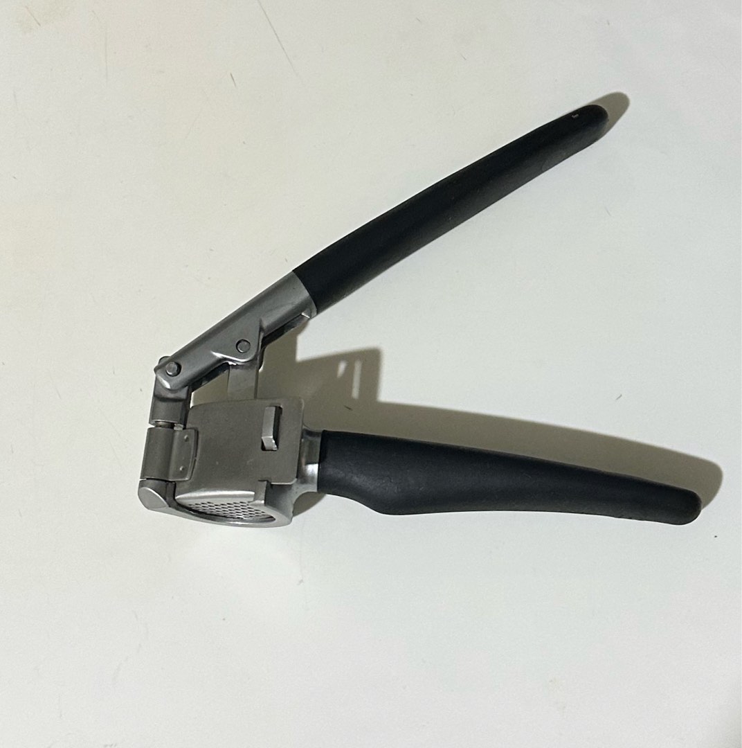 IKEA Garlic press, Furniture & Home Living, Kitchenware & Tableware