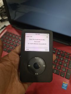 Ipod classic 5th gen 30GB  (a1136)