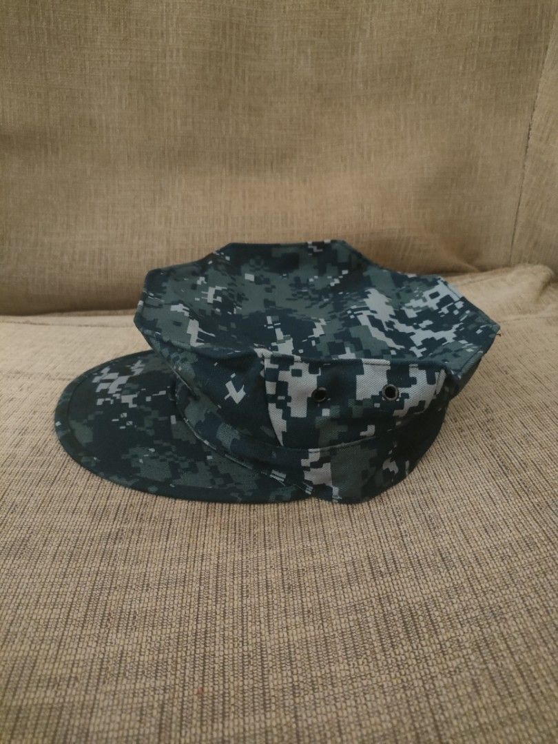 Issue Us Navy FullCap, Men's Fashion, Watches & Accessories, Cap & Hats ...