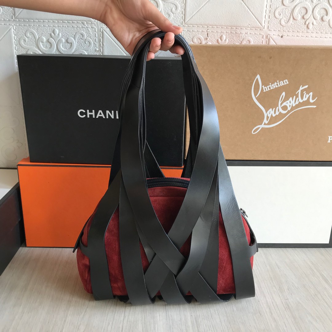 Kenzo “ Authentic “ leather strap With suede bag, Barang Mewah, Tas