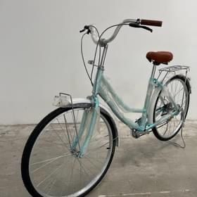 Ladies bike for sale. No gear