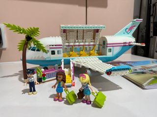 Lego Friends heart lake air planes  41429