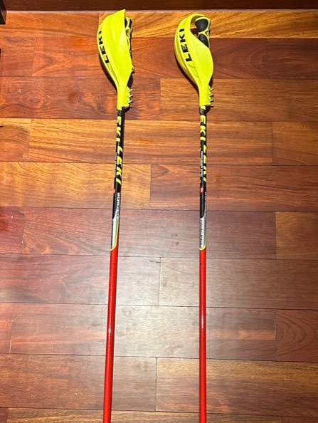 Leki World Cup Racing Ski Poles w/ Leki Hand Guards (130cm/ 52