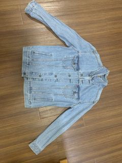 (Category: ) located in . Submitted by ong02 (Listing ID 1256408617, Image 1). Description: .