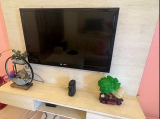 (Category: ) located in . Submitted by aloha21 (Listing ID 1256458375, Image 1). Description: .